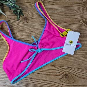 Woman's Lolah Scoop Bikini Top Bubble Gum By Body Glove Size XL